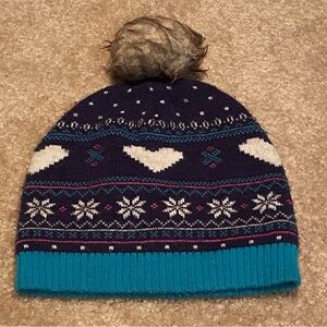Little girls winter hat size 4-10 ⛄️ ❄️